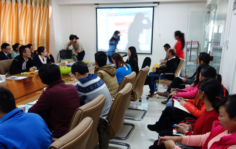 目前天度客戶沙龍已順利舉行4期，我們將一直秉承全公益、凈干貨、不推銷產(chǎn)品的理念，助力天度新老客戶開展網(wǎng)絡營銷和移動互聯(lián)網(wǎng)營銷。